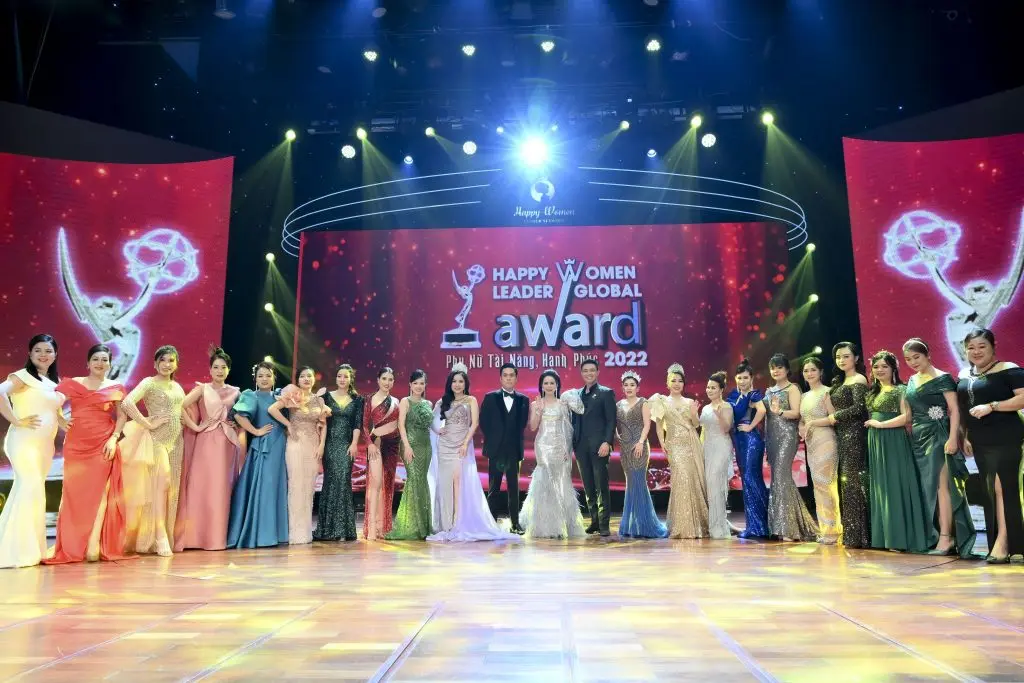 NGUYÊN SINH GROUP ĐỒNG HÀNH CÙNG GIỌNG CA VÀNG DOANH NHÂN